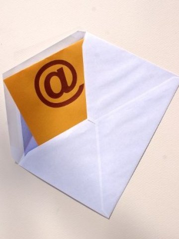 <p>
	Всяко пето електронно писмо се изпраща ненужно като копие на колегите. <em>Снимка: sxc.hu&nbsp;</em></p>
