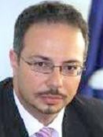 Зам.-министър на енергетиката подаде оставка, заменя го депутат от ГЕРБ*