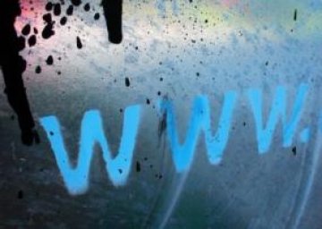 Домейнът sex.com на търг