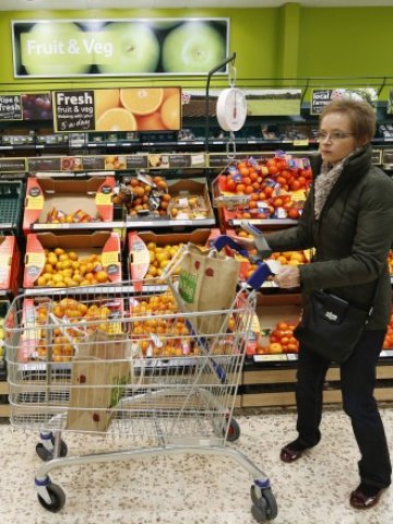 <p>
	Потребителското доверие на Острова достигна най-високото си ниво от ноември 2012 г.&nbsp;<em>Снимка: Ройтерс</em></p>
