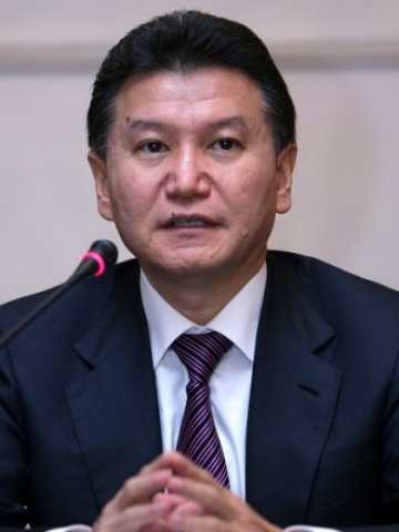 <p>
	Кирсан Илюмжинов свиква Общо събрание на "Петрол". Снимка: <em>БТА</em></p>
