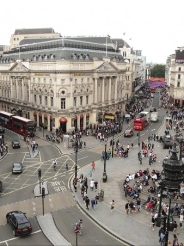 <p>
	Лондон. <em>Снимка: Ройтерс</em></p>
