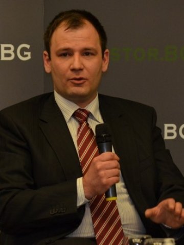 <p>
	Живко Иванов, управляващ партньор на финансово-счетоводна къща Simbula. <em>Снимка: Investor.bg</em></p>
