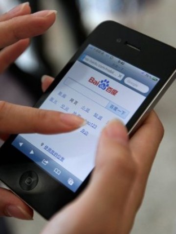 <p>
	Скоро на пазарите ще се появи наследникът на iPhone 5. <em>Снимка: Ройтерс</em></p>
