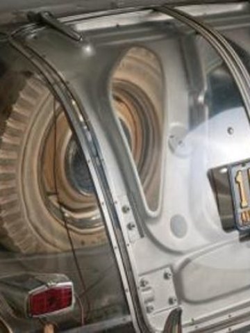 <p>
	<em>Снимка: Aaron Summerfield &copy;2011 Courtesy of RM Auctions</em></p>
