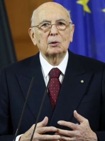 <p>
	Джорджо Наполитано. <em>Снимка: Ройтерс</em></p>
