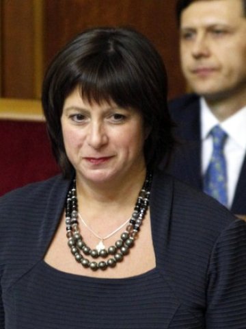 <div>
	Украинският финансов министър Наталия Яреско. <em>Снимка: архив Ройтерс</em></div>
