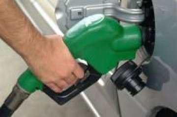 Лукойл България намали заводската цена на бензините с почти 5%