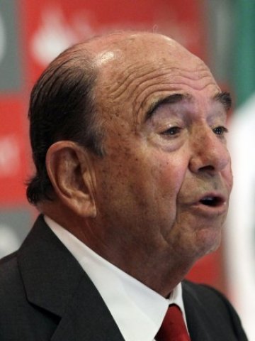 <p>
	Емилио Ботин, председател на Santander. <em>Снимка: Ройтерс</em></p>
