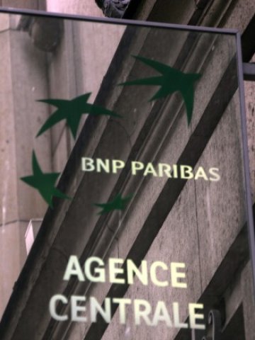<p>
	BNP Paribas e сред заплашените от понижение банки.<em> Снимка: Ройтерс</em></p>
