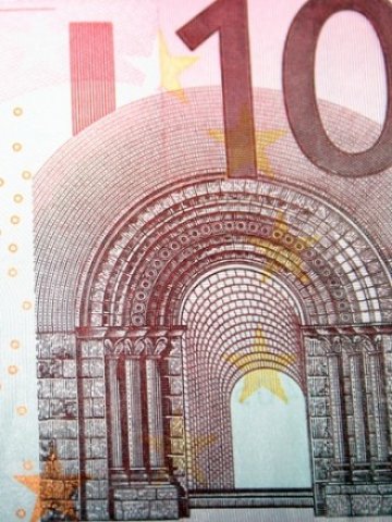 <p>
	Заемът за Португалия е със срок от три години. <em>Снимка: Sxc.hu</em></p>
