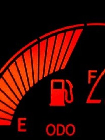 <p>
	Брентът е поскъпнал с 55% през последните 12 месеца. <em>Снимка: sxc.hu</em></p>
