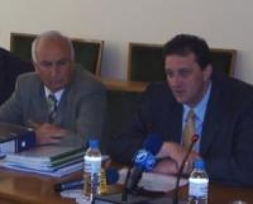 Kап. Манолов и министър Мутафчиев представиха програмата за развитие на българските пристанища. Снимка: Investor.bg