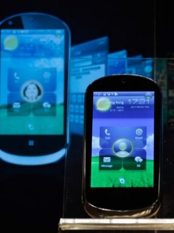 <p>
	Бумът в продажбата на смартфони доведе до силен ръст и на ползването на видео съдържание. <em>Снимка: Ройтерс</em></p>
