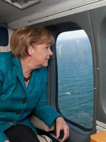 <p>
	Според Меркел енергийното бъдеще на Германия е във възобновяемите енергийни източници<br />
	<em>Снимка: </em>Ройтерс</p>
