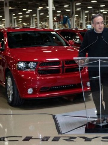 <p>
	Chrysler дължи възраждането си в голяма степен на главния изпълнителен директор на Fiat Серджо Марчионе. <em>Снимка: </em>Ройтерс</p>
