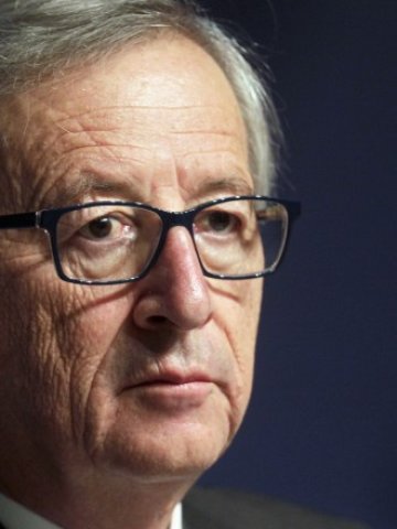 <p>
	Юнкер:&nbsp;Спекулациите за вероятно излизане на Гърция от еврозоната и от ЕС са контрапродуктивни. <em>Снимка: Ройтерс</em></p>
