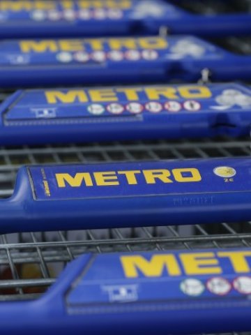 Metro може да продаде четвърт от бизнеса си в Русия чрез IPO
