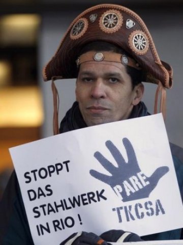 <p>
	&nbsp;Продажбата на стоманодобивния бизнес в Бразилия и САЩ се очаква да приключи до септември. <em>Снимка: Ройтерс</em></p>
