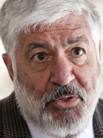 <p>
	Робърт Бенмоше, изпълнителен директор на AIG.<em> Снимка: Ройтерс </em></p>
