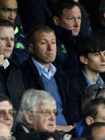 <p align="LEFT" class="western" style="margin-bottom: 0cm">
	Индустриалецът Роман Абрамович е третият най-богат британец със състояние в размер на 10,3 млрд. лири. <em>Снимка: Ройтерс</em></p>
