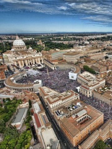 <p>
	Ватикана. <em>Снимка: Ройтерс</em></p>
