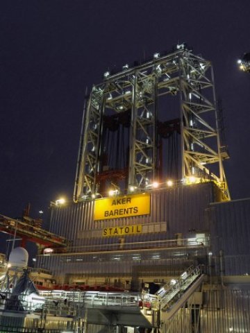 <p>
	Неочакваният ход на правителството да повиши данъците за петролните компании носи риск са инвестициите, поясниха от&nbsp;Statoil. Снимка: Ройтерс</p>
