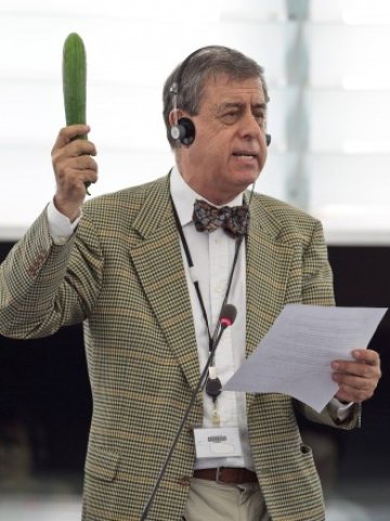 <p>
	Франсиско Соса-Вагнер. <em>Снимка: Ройтерс</em></p>
