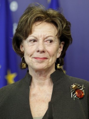 <p>
	Нели Крус. <em>Снимка: Архив Ройтерс</em></p>
