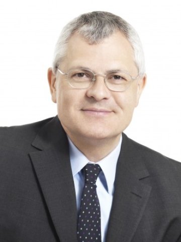 <p>
	Изпълнителният директор на Виенската борса Михаел Буул. <em>Снимка: Личен архив</em></p>
