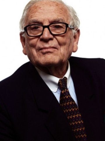 <p>
	Самият моделиер не знае на каква стойност са продажбите, но знае твърдата цена - 1 млрд. евро за модната къща. <em>Снимка:</em> компанията</p>
