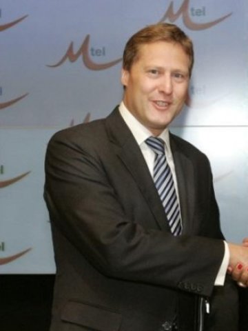 <p>
	Главният изпълнителен директор на оператора Андреас Майерхофер.<em> Снимка: Mтел</em></p>
