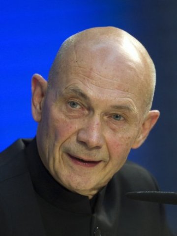 <p>
	<span style="color: rgb(102, 102, 102); font-family: Arial, non-serif; font-size: 13px; line-height: 20px;">Паскал Лами, и</span><span style="color: rgb(102, 102, 102); font-family: Arial, non-serif; font-size: 13px; line-height: 20px;">зпълнителен директор на СТО. <em>Снимка: Ройтерс</em></span></p>
