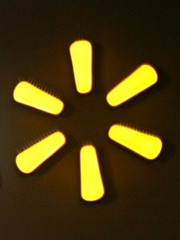 <p>
	Исканията на работниците са свързани с коректно отношение и справедливо заплащане</p>
<p>
	<em>Снимка: Ройтерс</em></p>
