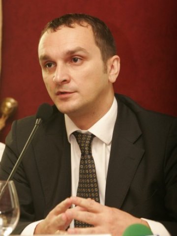 <p>
	Коста Чолаков, заместник-председател на Управителния съвет на Асоциацията на българските застрахователи Снимка: Личен архив</p>
