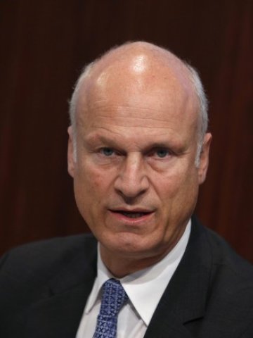 <p>
	Карл-Лудвиг Тиле. <em>Снимка: Ройтерс</em></p>
