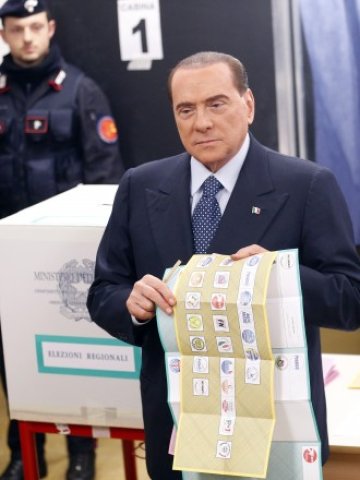 <p>
	<em>Силвио Берлускони. Снимка: Ройтерс</em></p>
