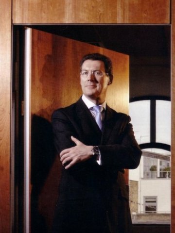 <p>
	Дейвид Смит. <em>Снимка: личен архив</em></p>
