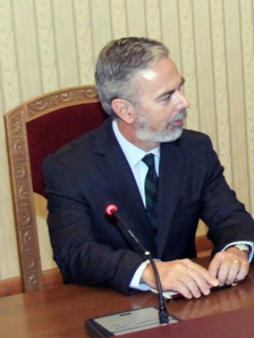 <p>
	Антонио Патриота по време на срещата си с Първанов. <em>Снимка: БТА</em></p>
