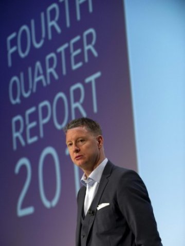 <p>
	Главният изпълнителен директор на Ericsson Ханс Вестберг представя резултатите на компанията за четвъртото тримесечие на 2011 г. <em>Снимка: Ройтерс</em></p>

