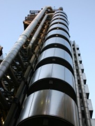 <p>
	Бизнес сграда в Лондон. Снимка: sxc.hu</p>
