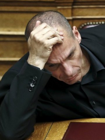 <p>
	Варуфакис:&nbsp;Не бих се изненадал, ако МВФ настоява на неприемливите си позиции, за които знае, че Гърция не може да приеме, което би било оправдание за институцията да напусне преговорите. <em>Снимка: Ройтерс</em></p>
