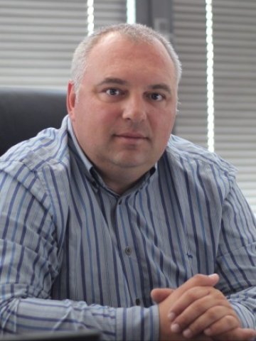 <p>
	Велко Лазов. <em>Снимка: Личен архив</em></p>
