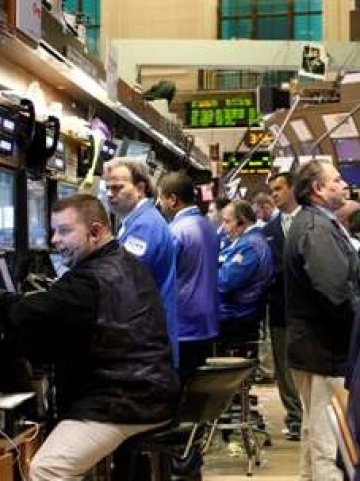 <p><span style="font-size: 10pt;">Щатските индекси са на път да приключат с повишения първото тримесечие. </span><i><span style="font-size: 10pt;">Снимка: Ройтерс</span></i></p>