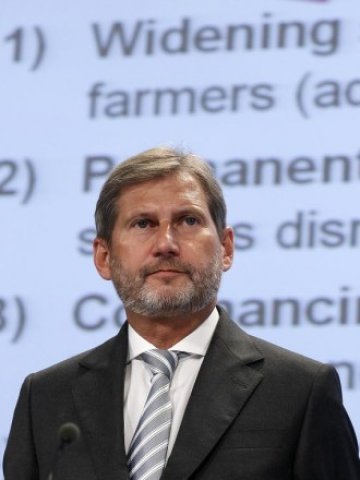 <p>
	Йоханес Хан. <em>Снимка: Ройтерс</em></p>
