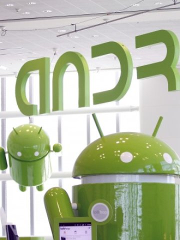 <p>
	Талисманът на Android скоро ще се появи и под формата на ... шоколадови блокчета. <em>Снимка: Архив Ройтерс</em></p>
