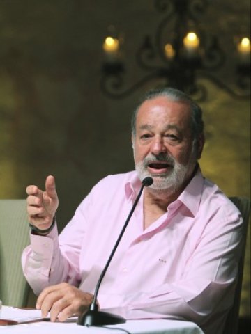 <p>
	Дали Слим някога ще види отново парите си, които инвестира в Европа? <em>Снимка: Ройтерс</em></p>
