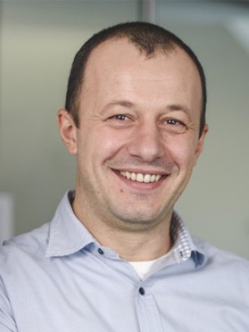 <p style="text-align: justify;">
	Тодор Брешков, представляващ Фонд за недвижими имоти България АДСИЦ. <em>Снимка: Личен архив</em></p>
