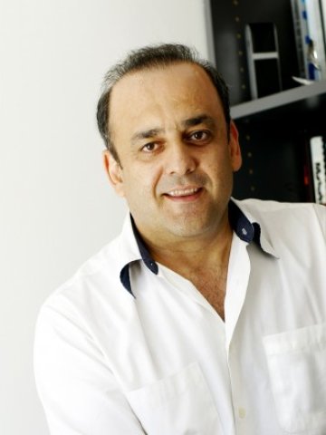 Д-р Николаидис:  Социалните медии имат голямо влияние върху общественото мнение