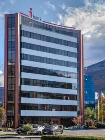 "Инвестбанк" с повишен дългосрочен рейтинг